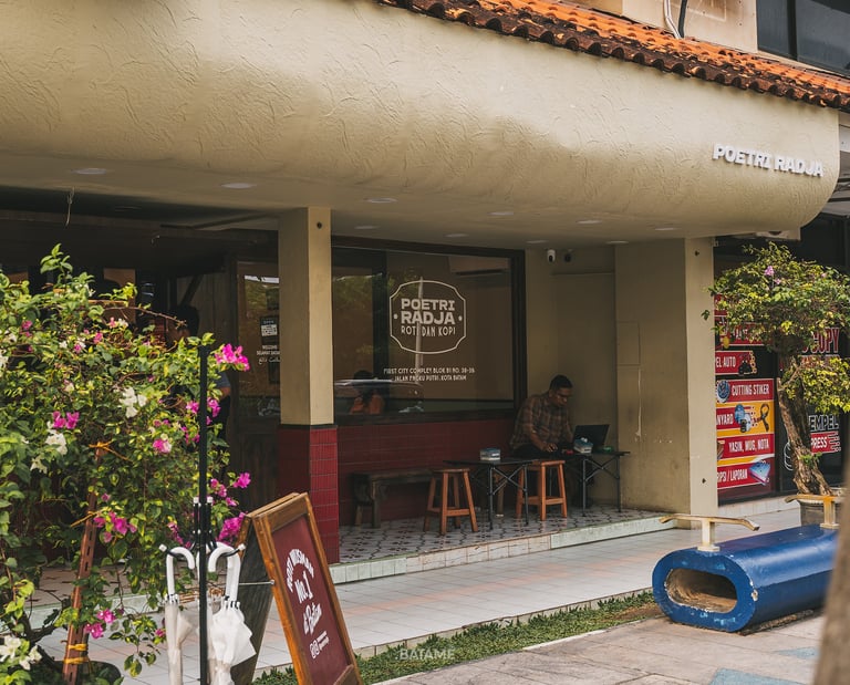 an outdoor area of Poetri Radja Batam