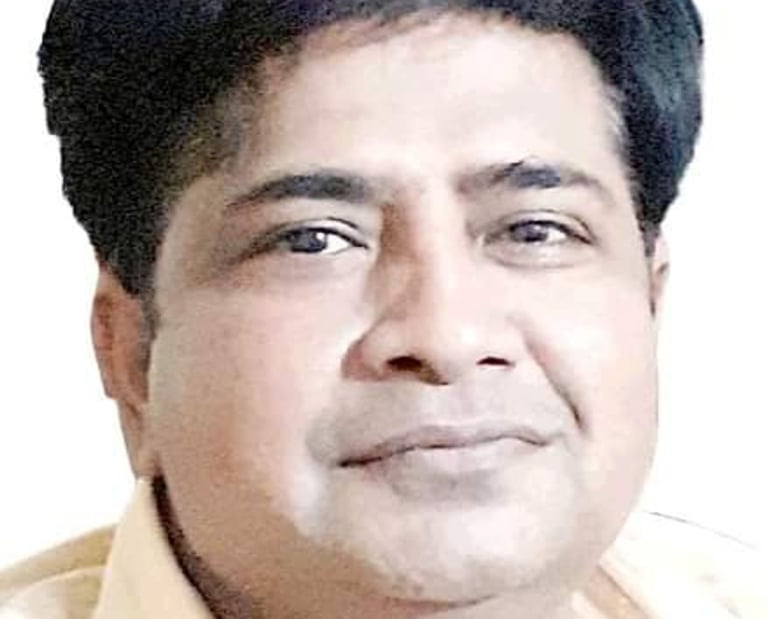 prashant srivastava with a beard and a tie on his neck