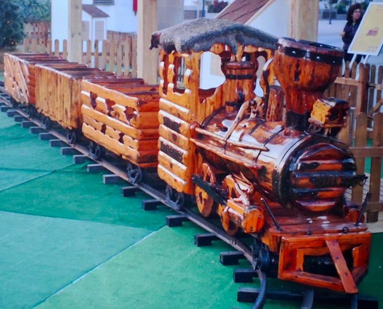 tren madera infantil alquiler 