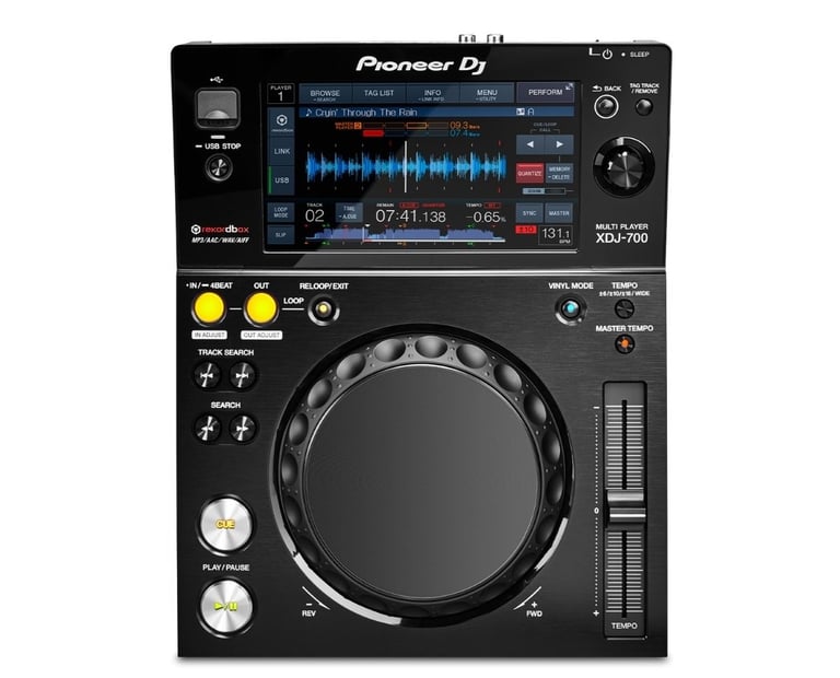 Vista superior del Pioneer DJ XDJ-700, reproductor DJ compacto compatible con rekordbox para cabinas DJ y eventos