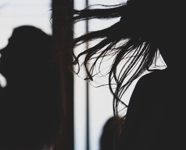 Silhouettes en mouvement, connexion au corps