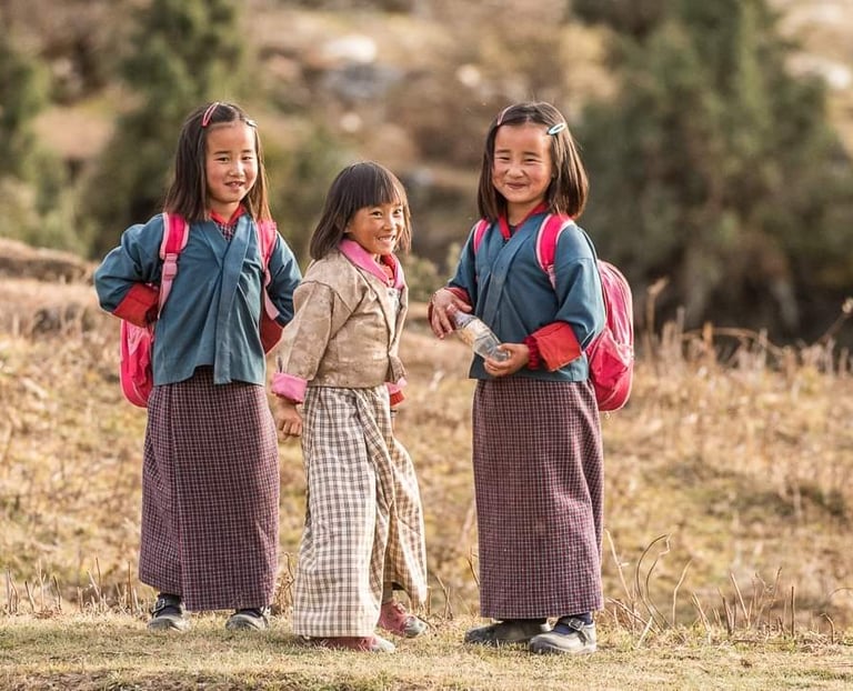 Bhutanese_School_Going_Children_at_Pjobjikha_Valley_Western_Bhutan