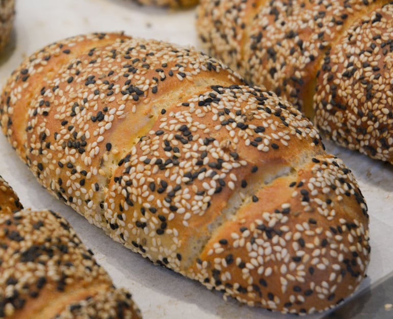cypriot bread amsterdam overtoom