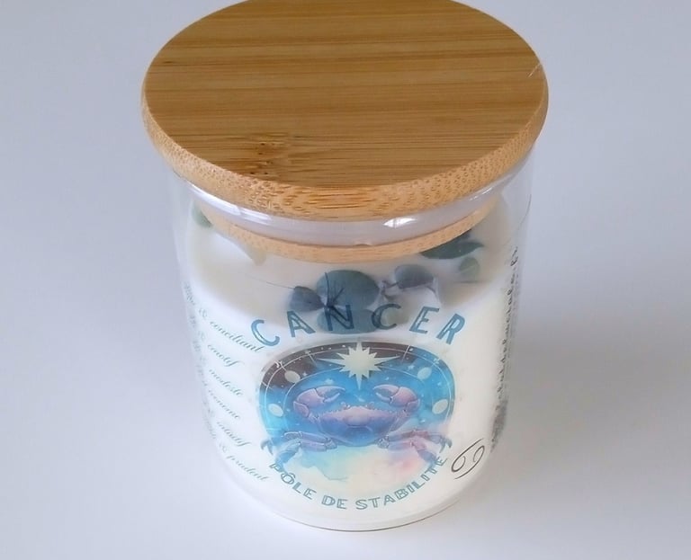 Cancer zodiac sign candle with decan stone