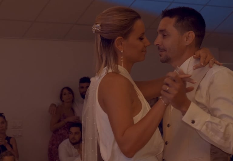 couple qui danse filmé par vidéaste de mariage à Saint-Malo