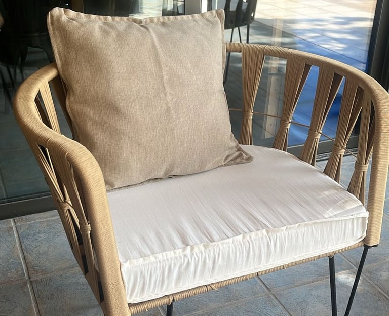 Silla acapulco restaurada con cordón de polipropileno