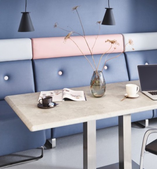 Banquette restauration en simili cuir expansé boutonnée création JAB