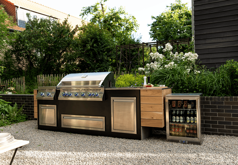 napoleon built in kitchen with fridge in stainless steel showroom southampton