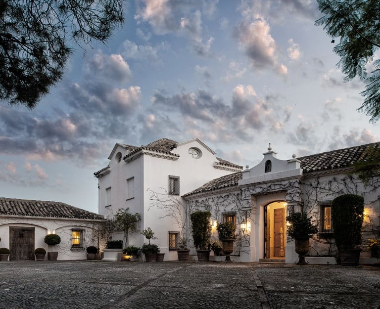 A charming ivy-covered patio at Finca Santa Katerina