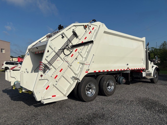 waste management truck