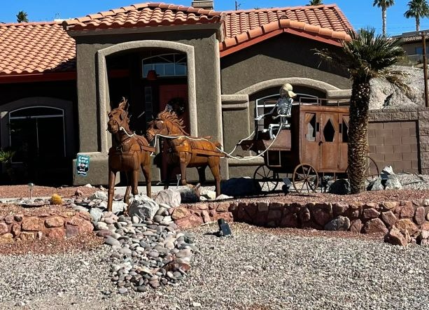 Stage Coach Skeleton Lake Havasu AZ