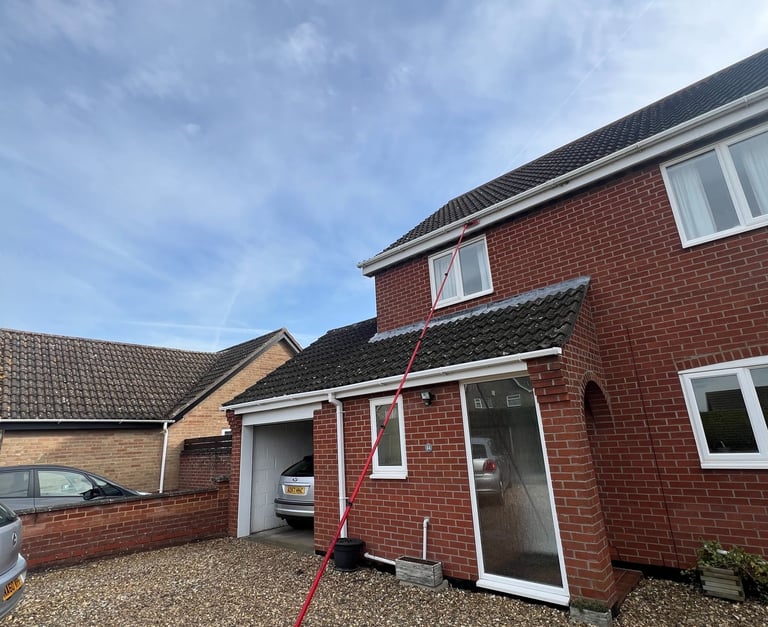 gutter cleaning lowestoft