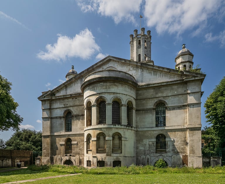 St George-in-the-East, eastern end