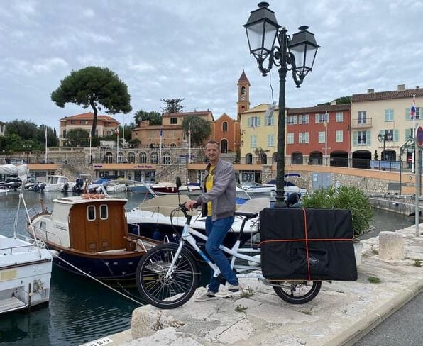 Votre kinésiologue sur le port de Saint Jean Cap Ferrat