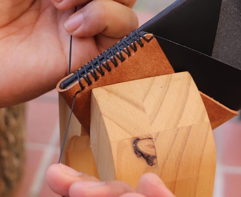 Handstitched wallet with German thread, Strong thread, Pueblo Leather 