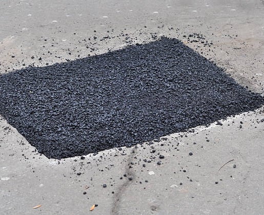Asphalt Patching for Commercial Parking Lots in Auburn