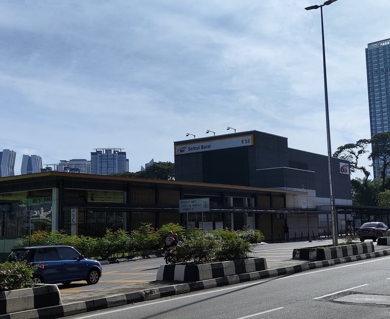 Sentul Barat MRT