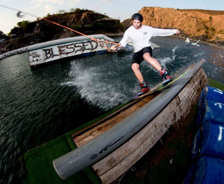 gonzalito wakeboard laguna azul