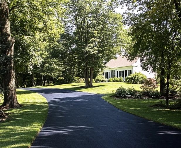 Asphalt Driveway Sealcoating Service in Phenix City, Alabama