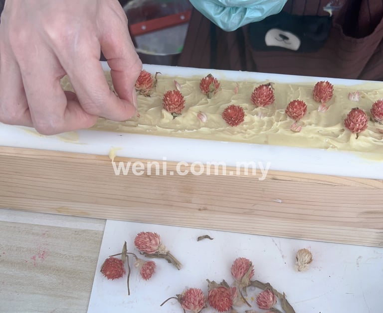 Weni Handmade Soap Course