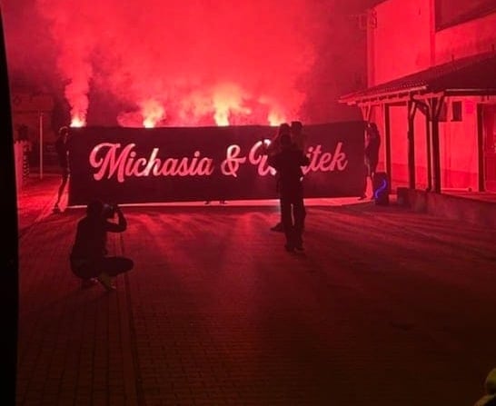 baner weselny z imionami nowożeńców ślub fajerwerki