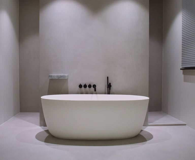 Badkamer muren en vloer bekleed in Microtopping door Joca Interior