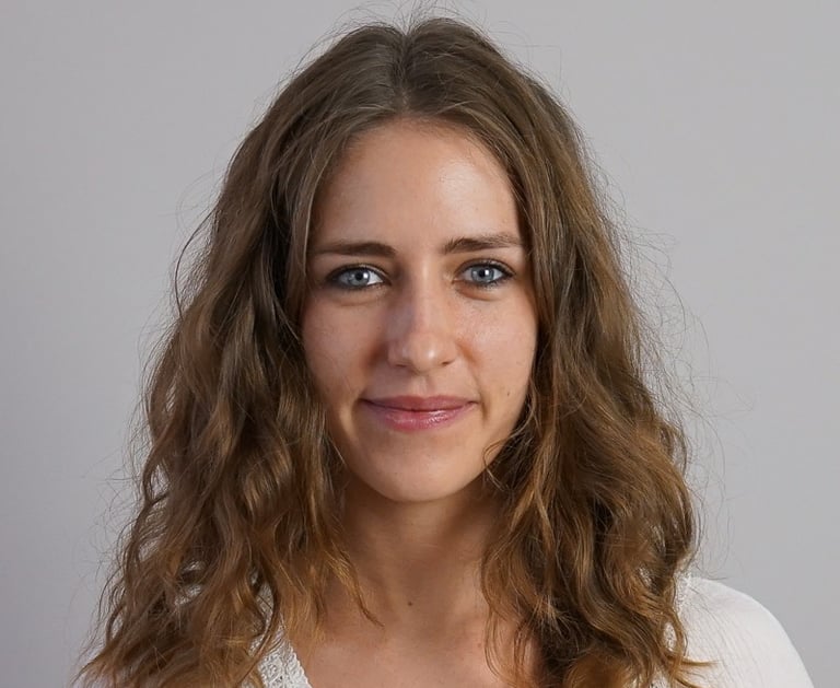 I studied at the Swiss Academy of Naturopathy. 