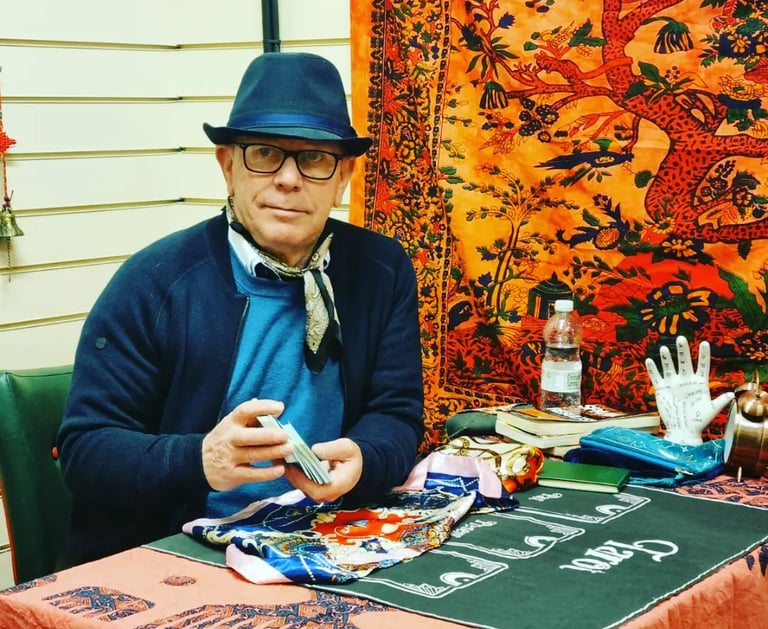 Rob hamilton author is also a hand and tarot reader