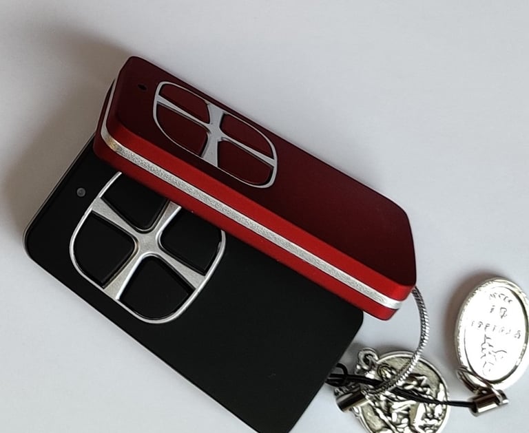 Универсальный пульт Egoway для ворот и шлагбаумов