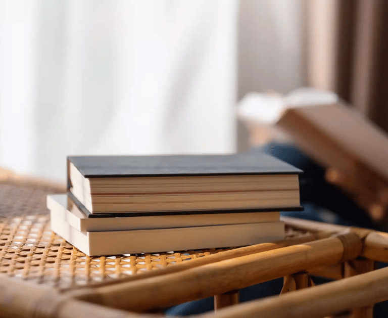 Elegir Tapa Blanda o Tapa Dura para la Impresión de Libros