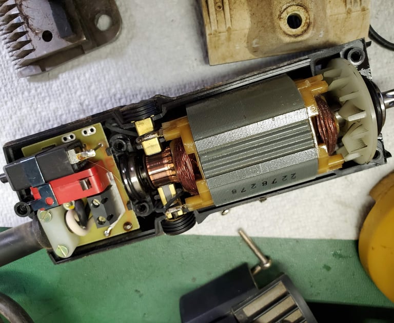livestock clipper motor and circuit board being tested for power issues