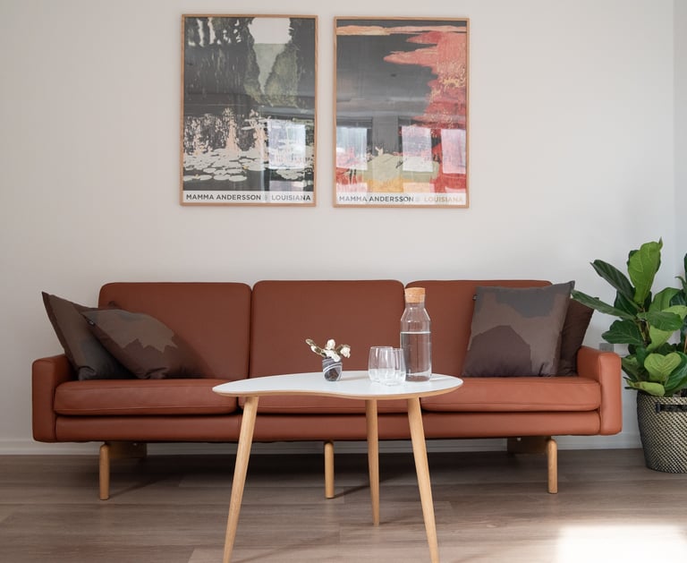 En sofa i Majken Vanges psykologpraksis