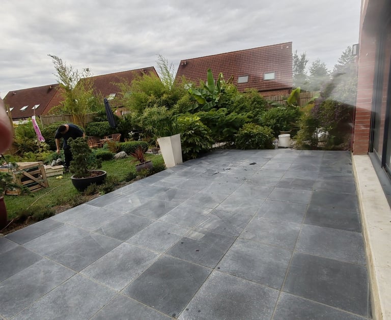 Pose de carrelage extérieur sur terrasse à Bruay-la-Buissière