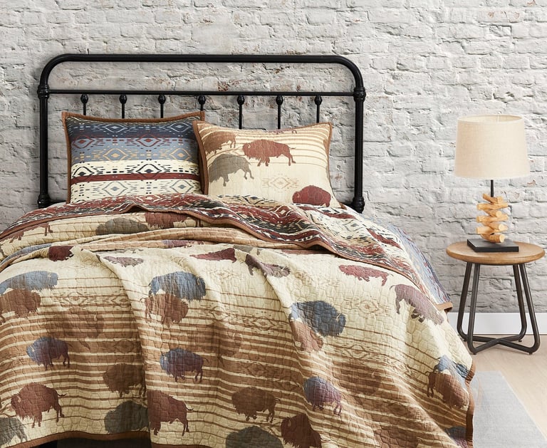 Home on the Range Reversible Quilt Set