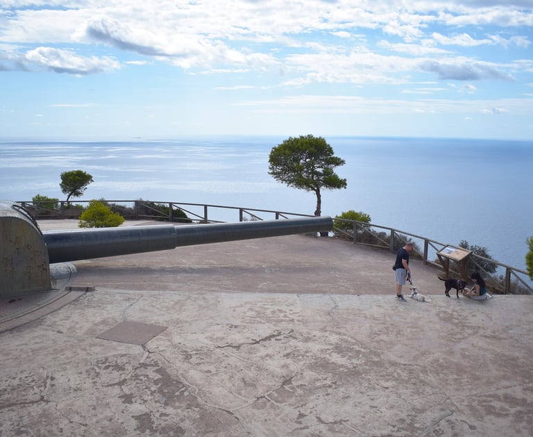 Artillery battery built between 1930 and 1934 on Mount Cenizas, about 15 kilometers from Cartagena.