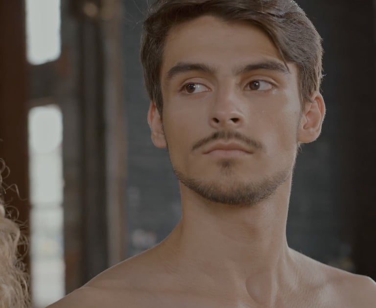 GORIGO creatividad publicitaria chico joven