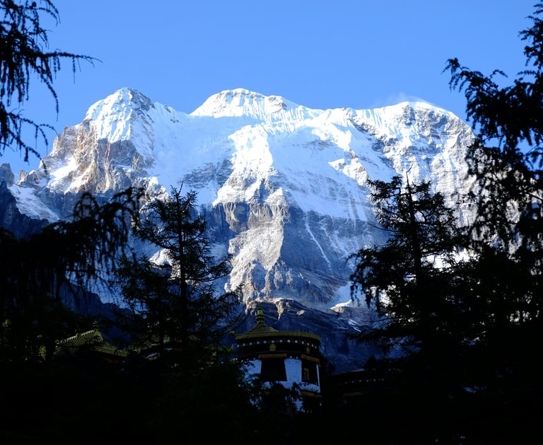 Snow-capped Himalayan peaks in the north of Bhtan