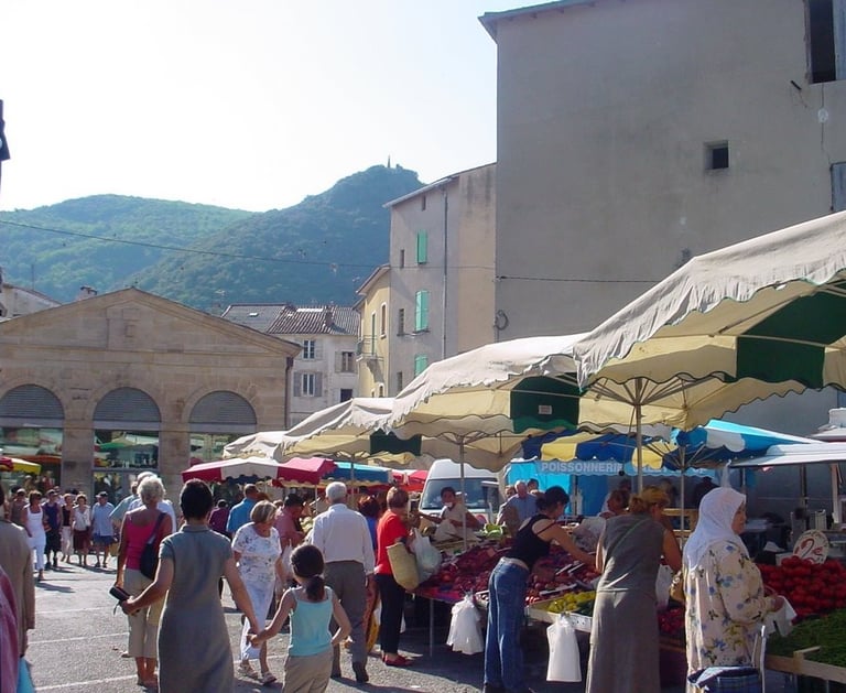Lodève Saturday market 
