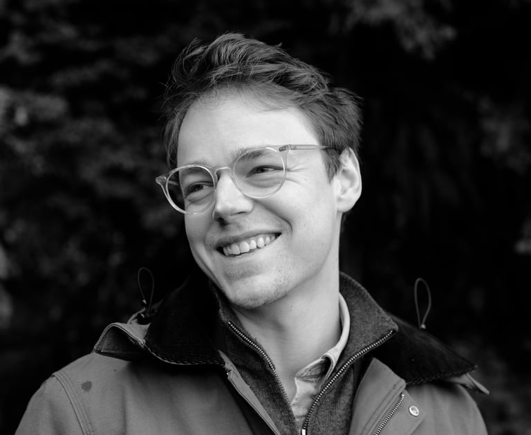 Stephen Lezak headshot photo