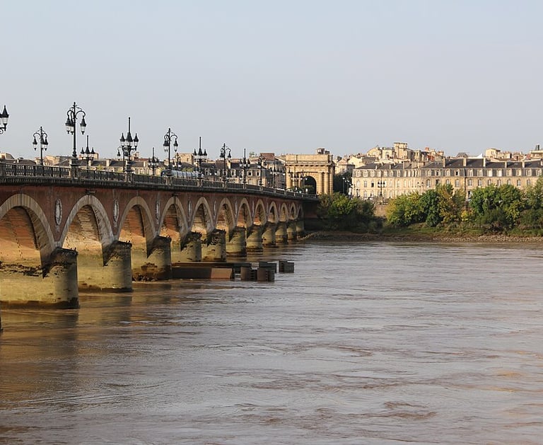 Pont de Pierre, Bordeaux