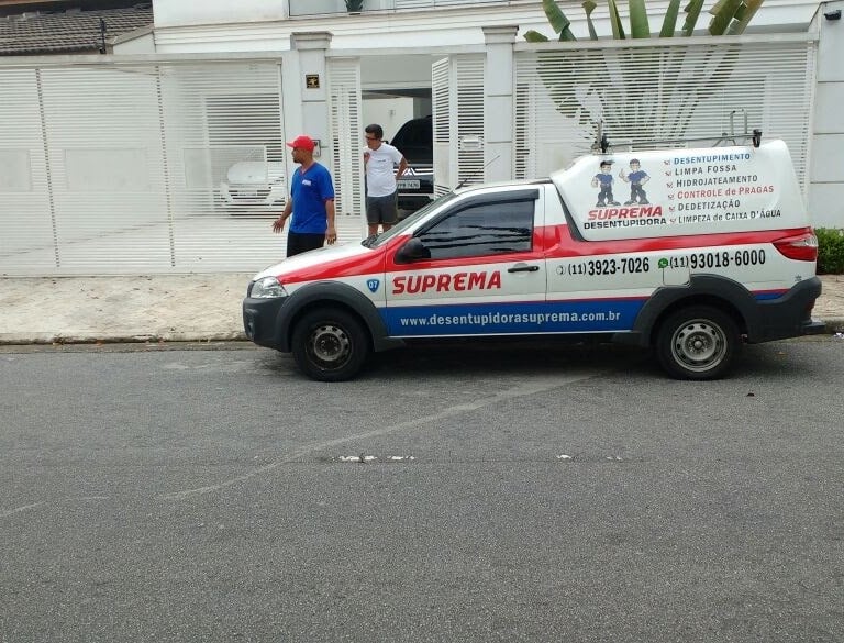 carro da suprema desentupidora