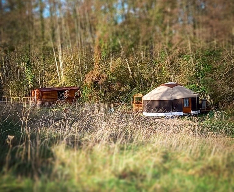 terrain de camping en Touraine avec tiny house et yourte