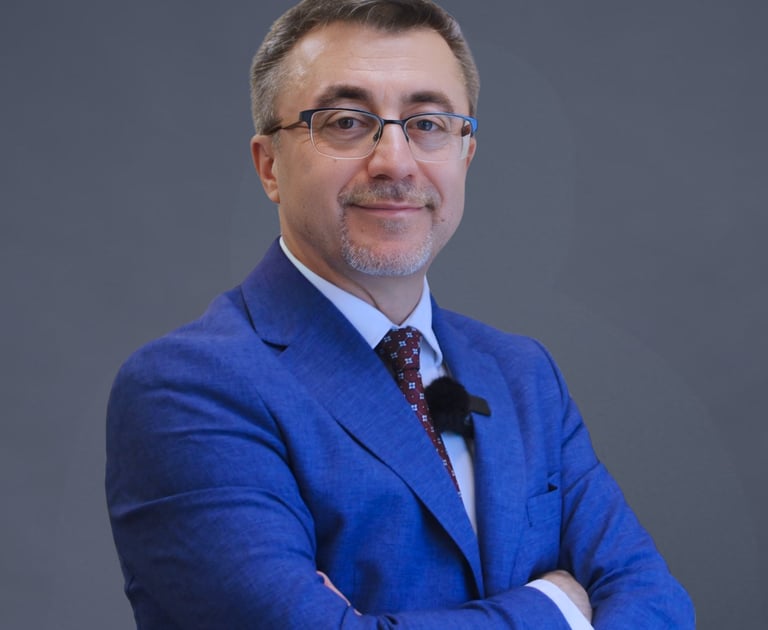 الدكتور زياد الجيعان في مركز بون كير لجراحة اليوم الواحد في أبوظبي