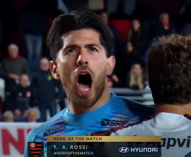 DA FALHA À REDENÇÃO: ROSSI FOI ELEITO O MELHOR JOGADOR DA PARTIDA.