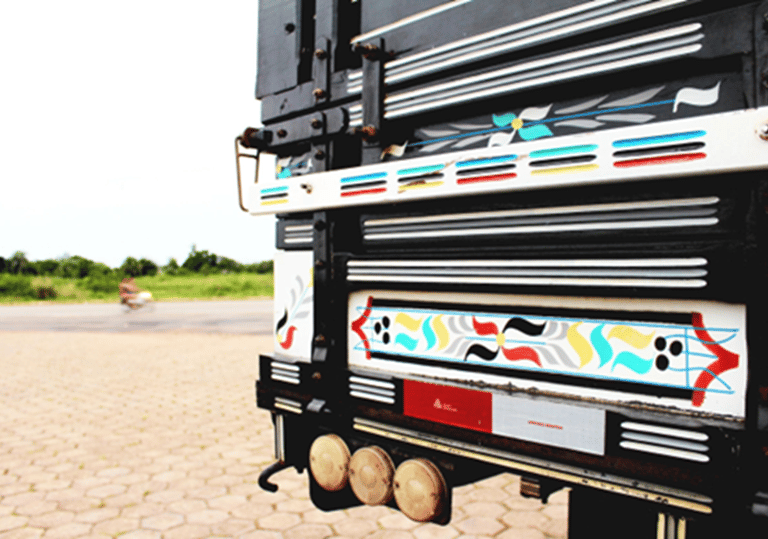 Letras & Filetes: Um Patrimônio Acessível e Vivo na Arte Contemporânea