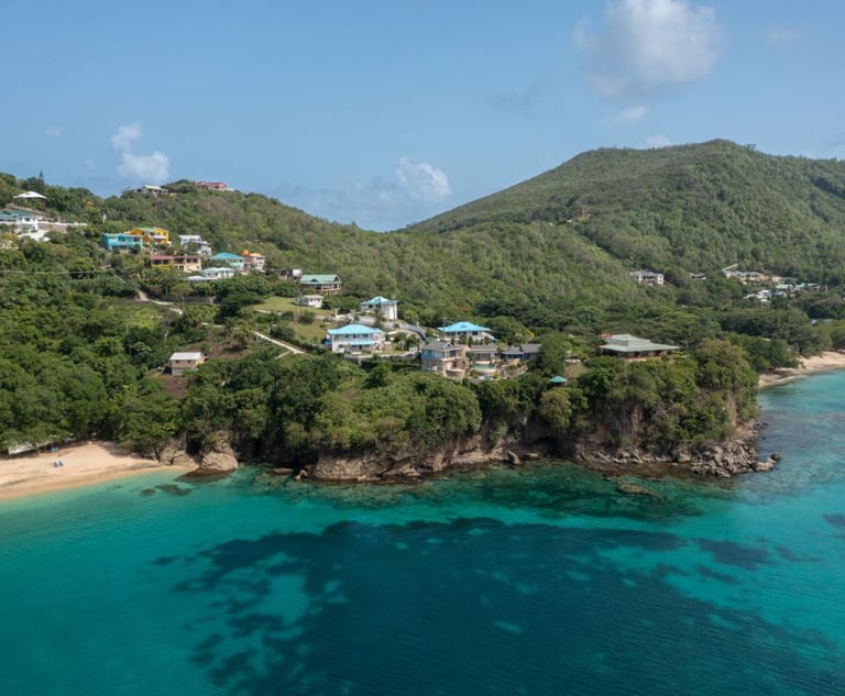 Beachside villa in Bequia overlooking Princess Margaret Beach and Lower Bay Beach