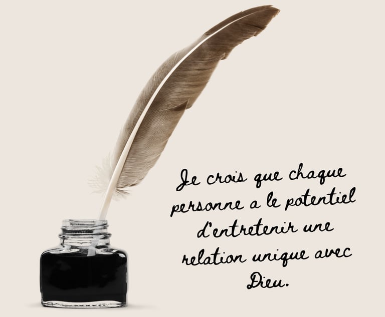 Plume dans un encrier avec une citation inspirante sur la relation avec Dieu.