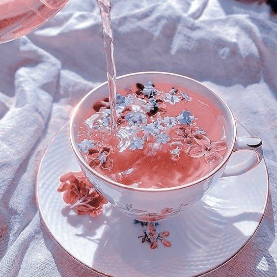 Herbal tea, moon cycle tea, tea for period cramps