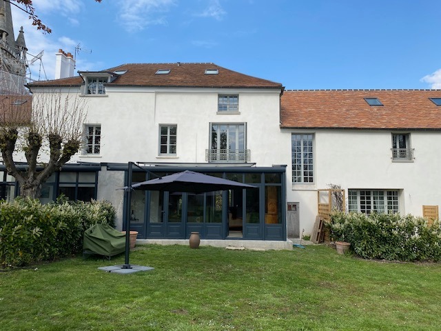 Maison avec extension moderne dans l'Ouest Parisien