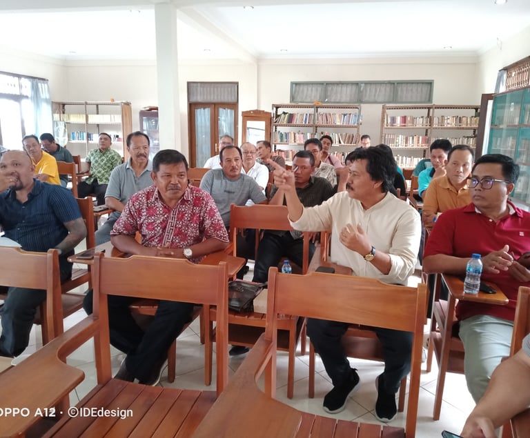 Dialog hukum adat bali PAROKI TUKA